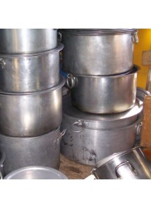 Large Flat Cooking Pots 70 qt.